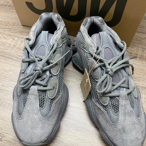 adidas Yeezy 500 Granit - Picture 6 of 14